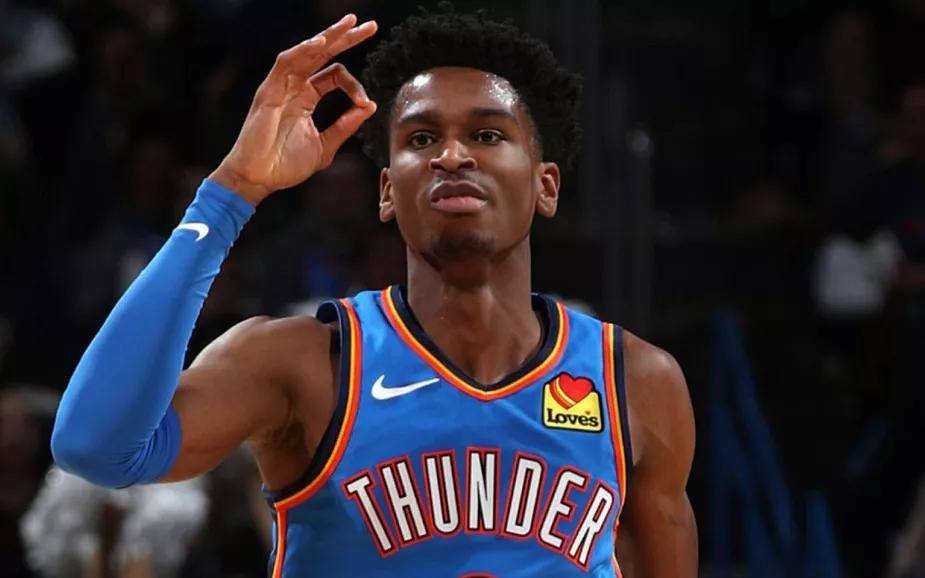 冠形势更加 冠形势更加